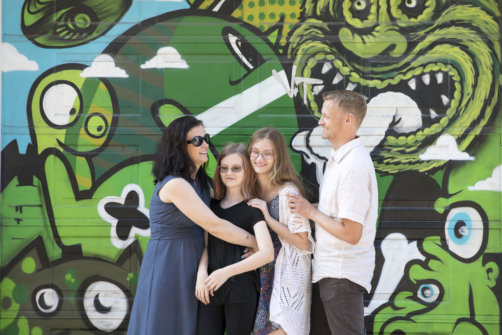 Family Photoshoot in Amsterdam, together with the familiy for a fun photo session