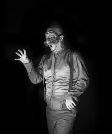 Event photography, festival photography, theatre photography, black and white portrait of a comedian from Hotel Courage theatre group performing at WOW Amsterdam