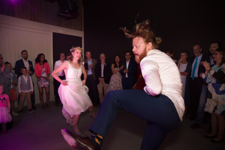 Wedding party with bride and groom dancing like crazy, Landgoed Twistvliet, Vrouwenpolder, The Netherlands
