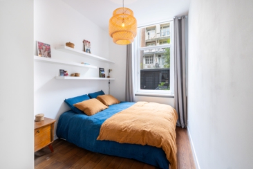 Interior photography, branding photography, real estate photography, interior photo of a bedroom in apartment in Amsterdam for Airbnb / real estate